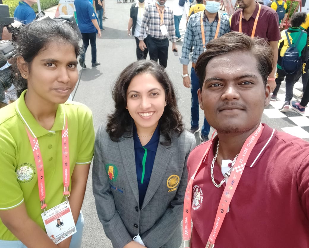 Coaches with an international player